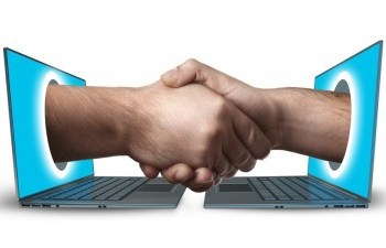 Smart Contracts, Intelligent Investing