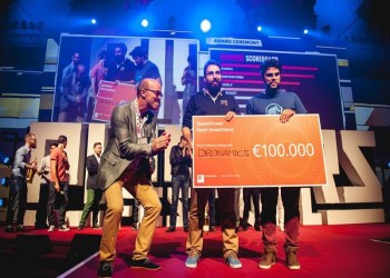 Dronamics Wins the 5th Pioneers Challenge at the Pioneers Festival 2015 in Vienna, Austria