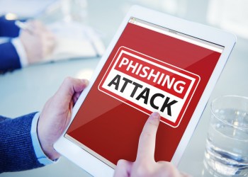 iOS Vulnerability Spoofs Apple Pay, Bitcoin the Better Option?