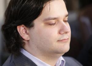 Mark Karpeles, chief executive of Mt. Gox, attends a news conference at the Tokyo District Court in Tokyo February 28, 2014. Mt. Gox, once the world's biggest bitcoin exchange, filed for bankruptcy protection on Friday, saying it may have lost all of its investors' virtual coins due to hacking into its faulty computer system. Karpeles, bowing in contrition and wearing a suit instead of his customary T-shirt, apologised in Japanese at a news conference for the company's collapse, blaming "a weakness in our system."    REUTERS/Yuya Shino (JAPAN - Tags: CRIME LAW BUSINESS)