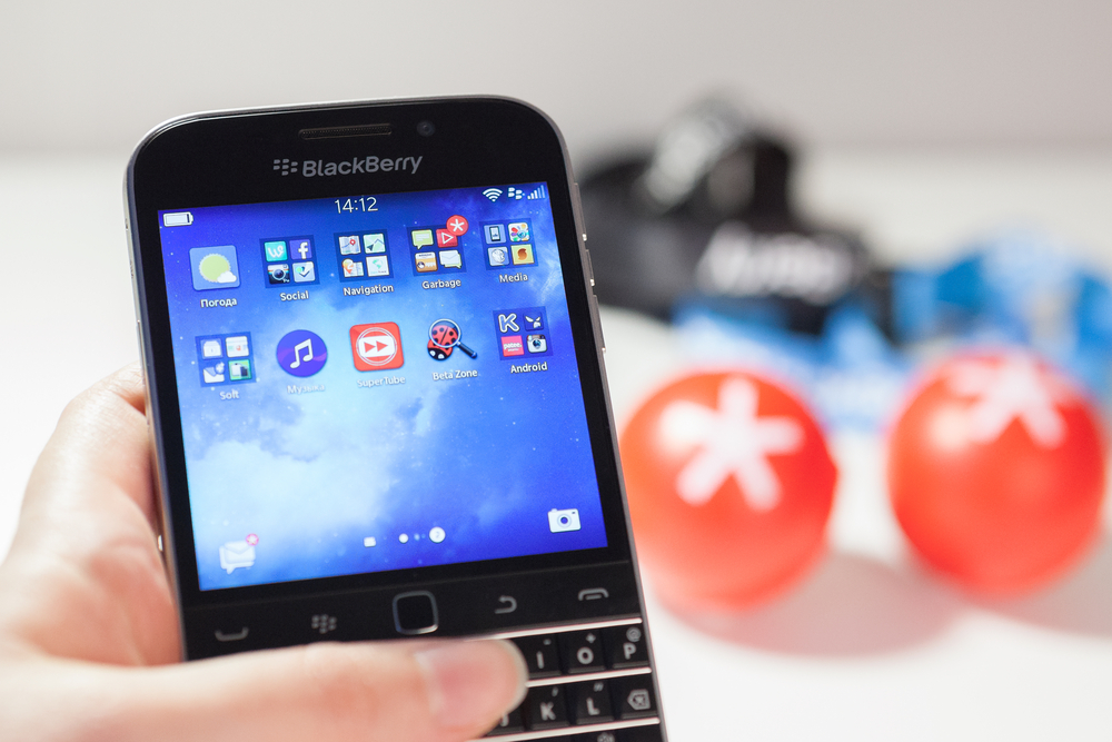 Law Enforcement Shuts Down Blackberry PGP Communication Network