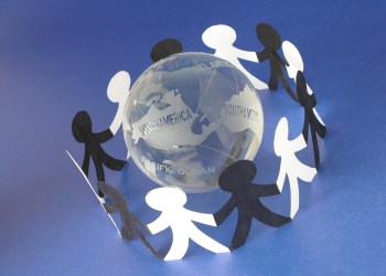 Blockchain Banking App Humaniq Reschedules ICO, Offers Solidarity to Chinese Investors