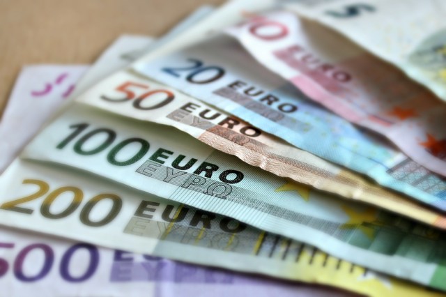 Cryptocurrencies for Euros
