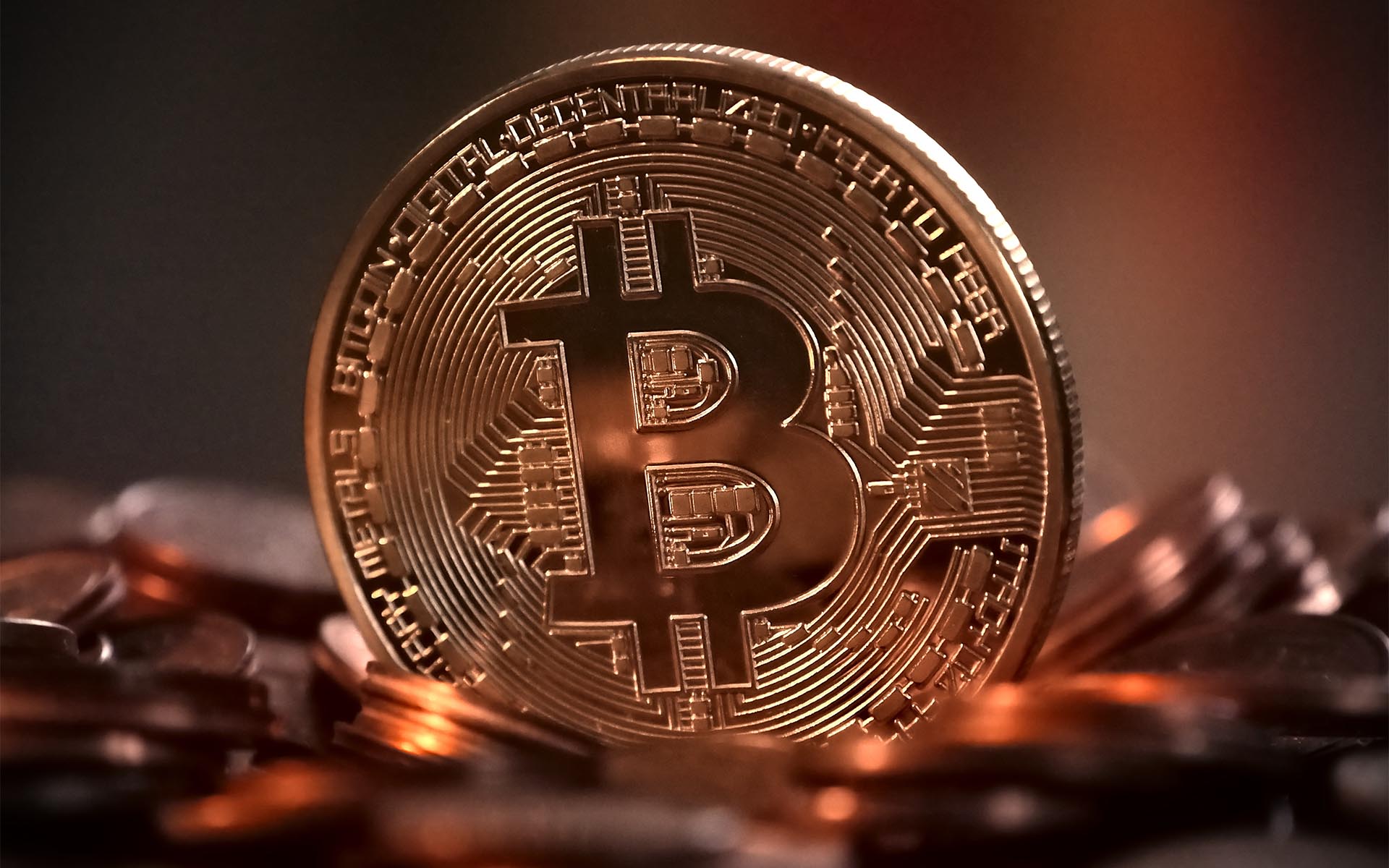 Fortune Goes All-Out For Bitcoin As Coinbase CEO Admits 'Bubble'