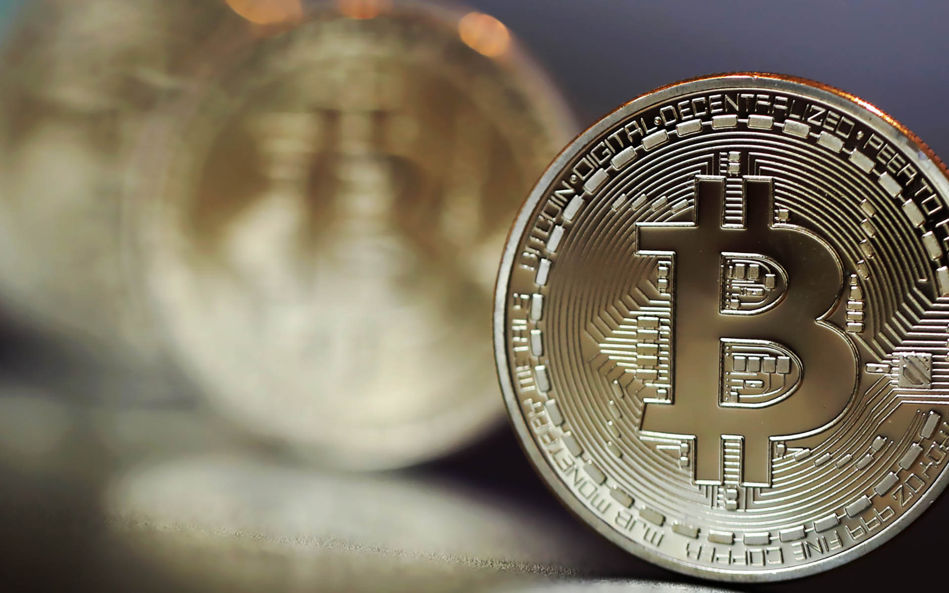 Bitcoin Analyst: Trends in GBTC Premium Offer Limited Predictive Value