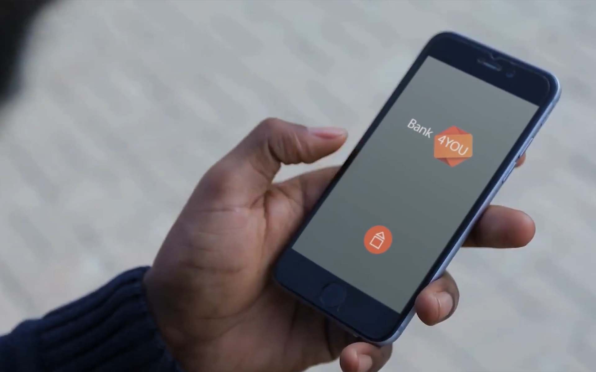 Bank4YOU Group presents Mobile Money Remittance System on Blockchain at Finovate Asia 2017