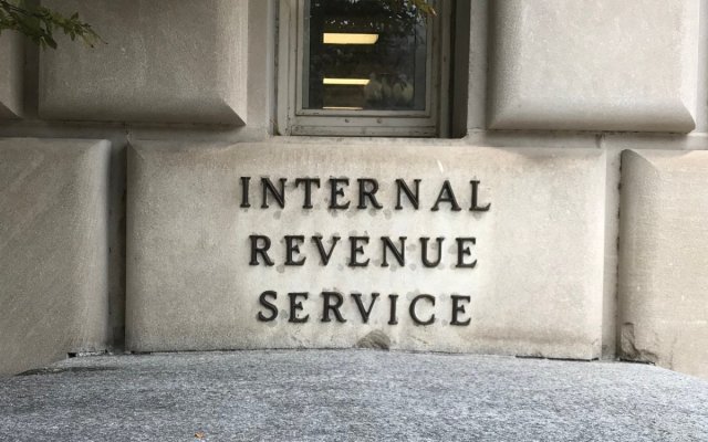 Coinbase 'Unprecedented Victory' Sees 14k Transactions Head To IRS