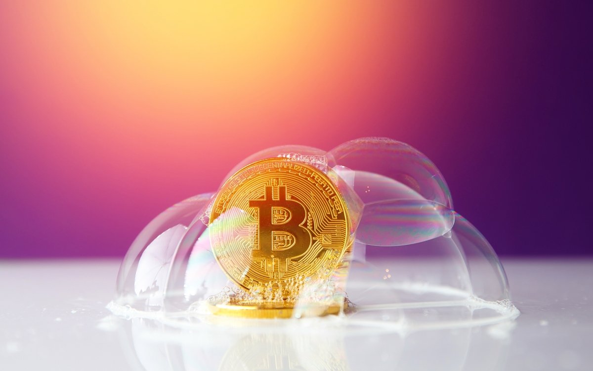 It’s Official: As Bitcoin Goes Higher, Bubble Fears Drop