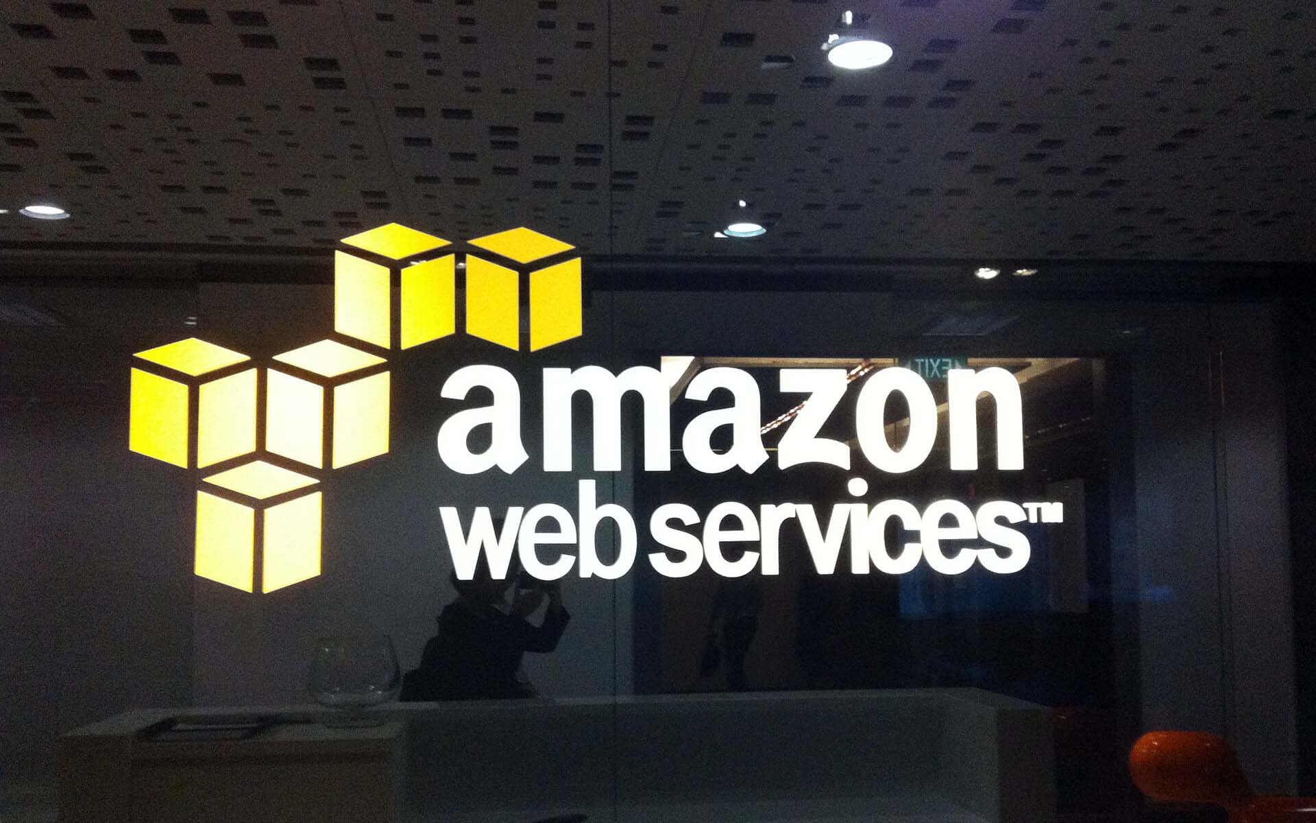 AWS on Blockchain Reluctance: ‘We Don’t Build Technology Because We Think the Technology is Cool’