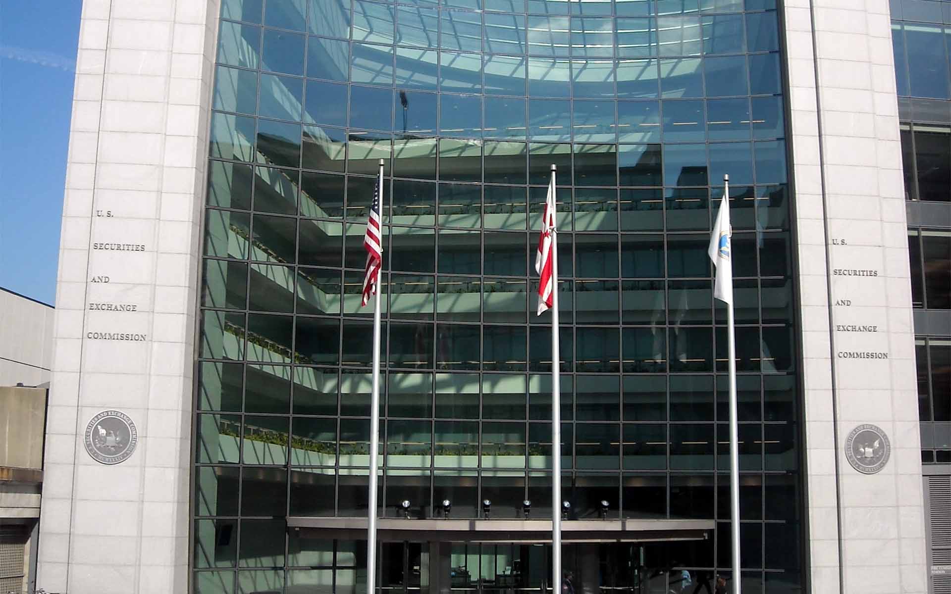 SEC Postpones Decision on Direxion Investments Bitcoin ETF Filing Until September 2024