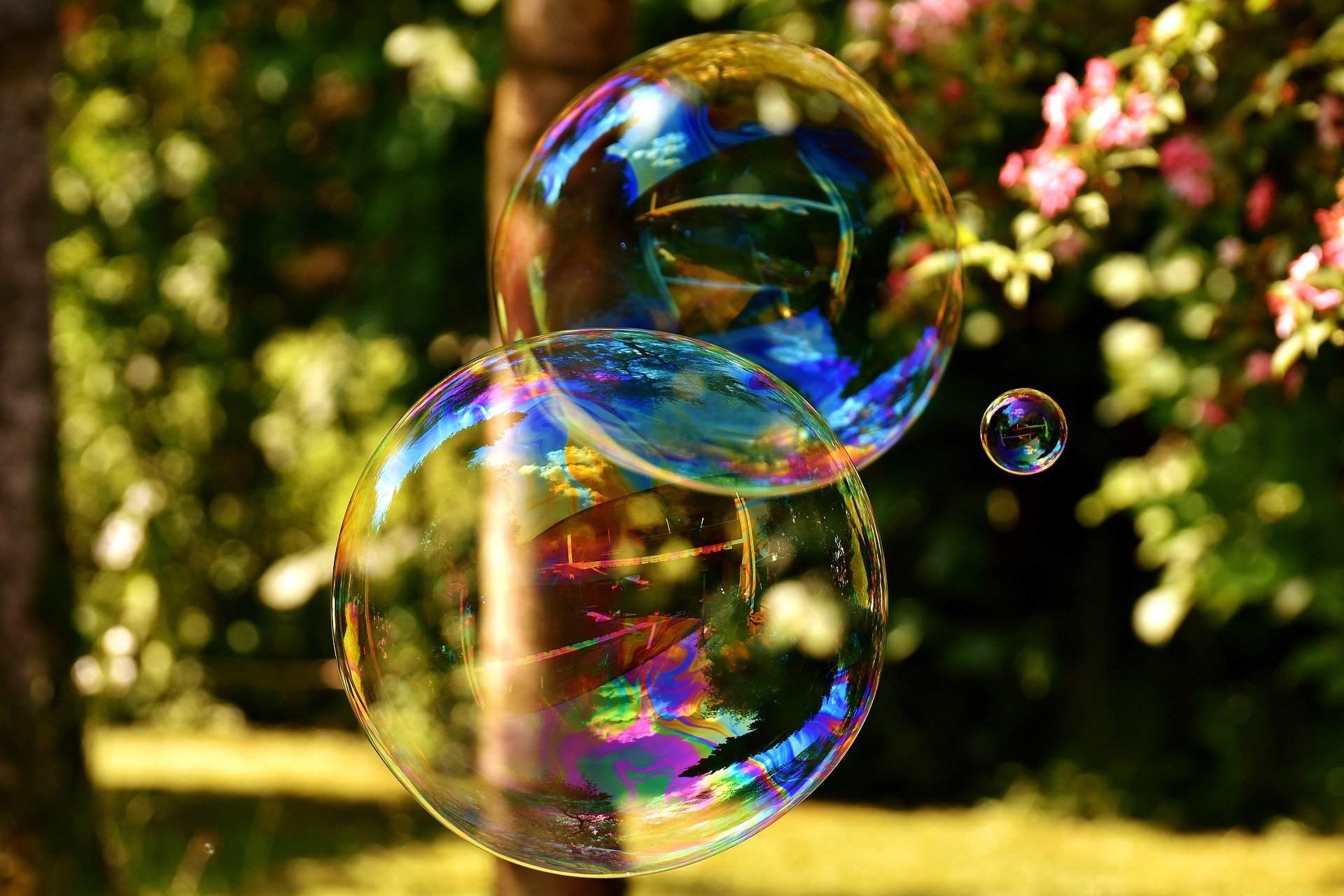 Ex-Morgan Stanley Economist Believes That Bitcoin Is a Dangerous Speculative Bubble