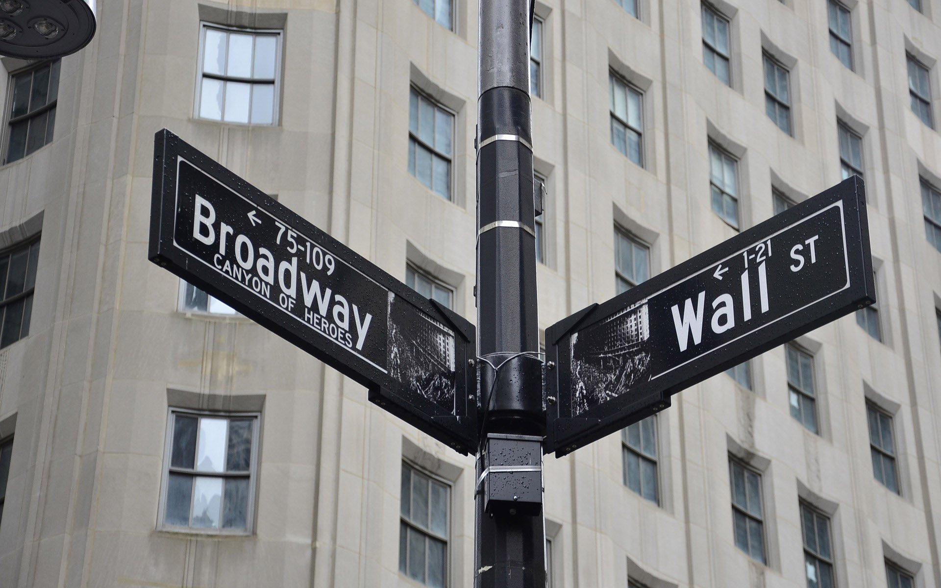 Wall Street and Chicago Big Names are joining the Bitcoin Wagon