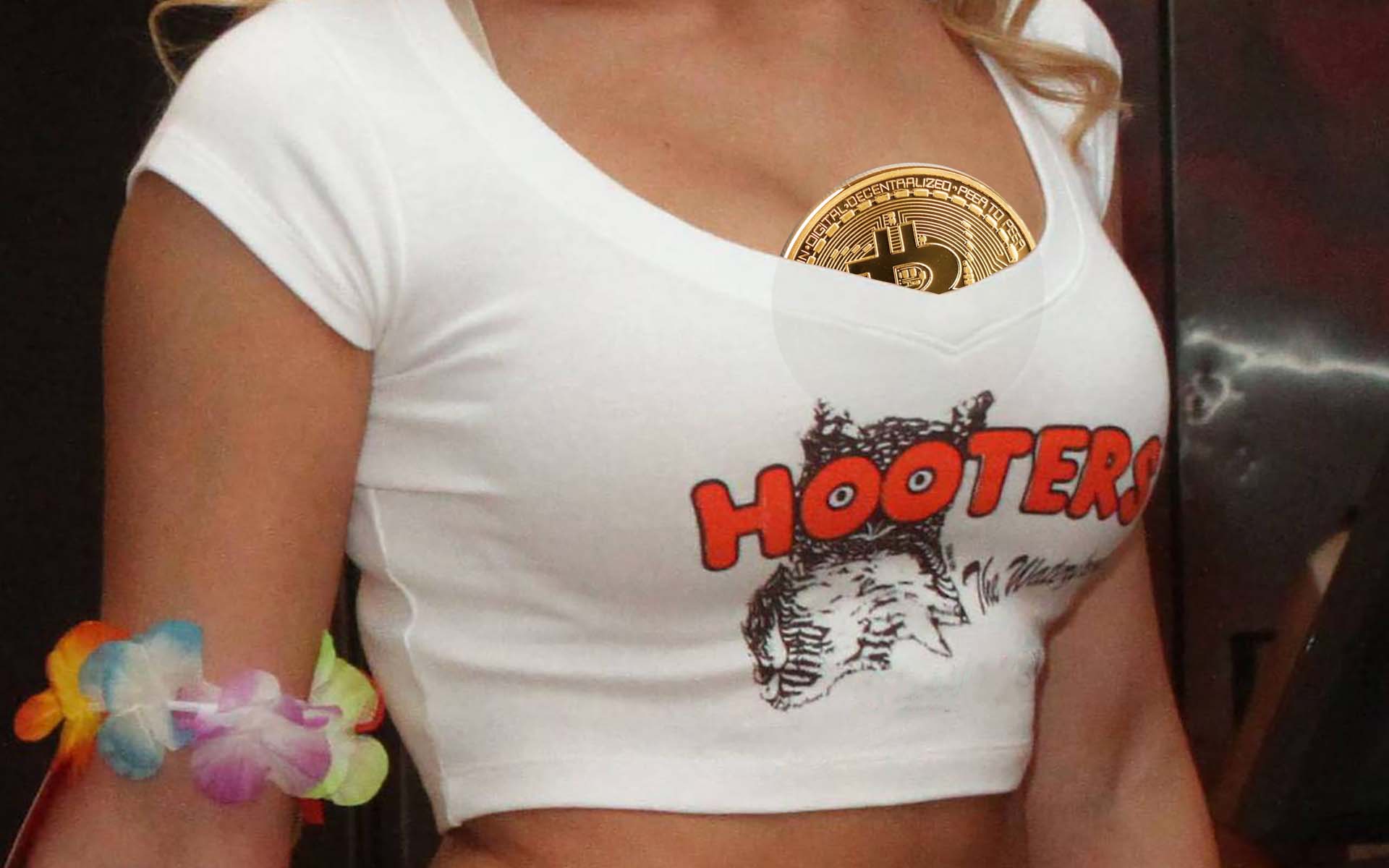 Hooters Boosted by Backing Bitcoin and Blockchain