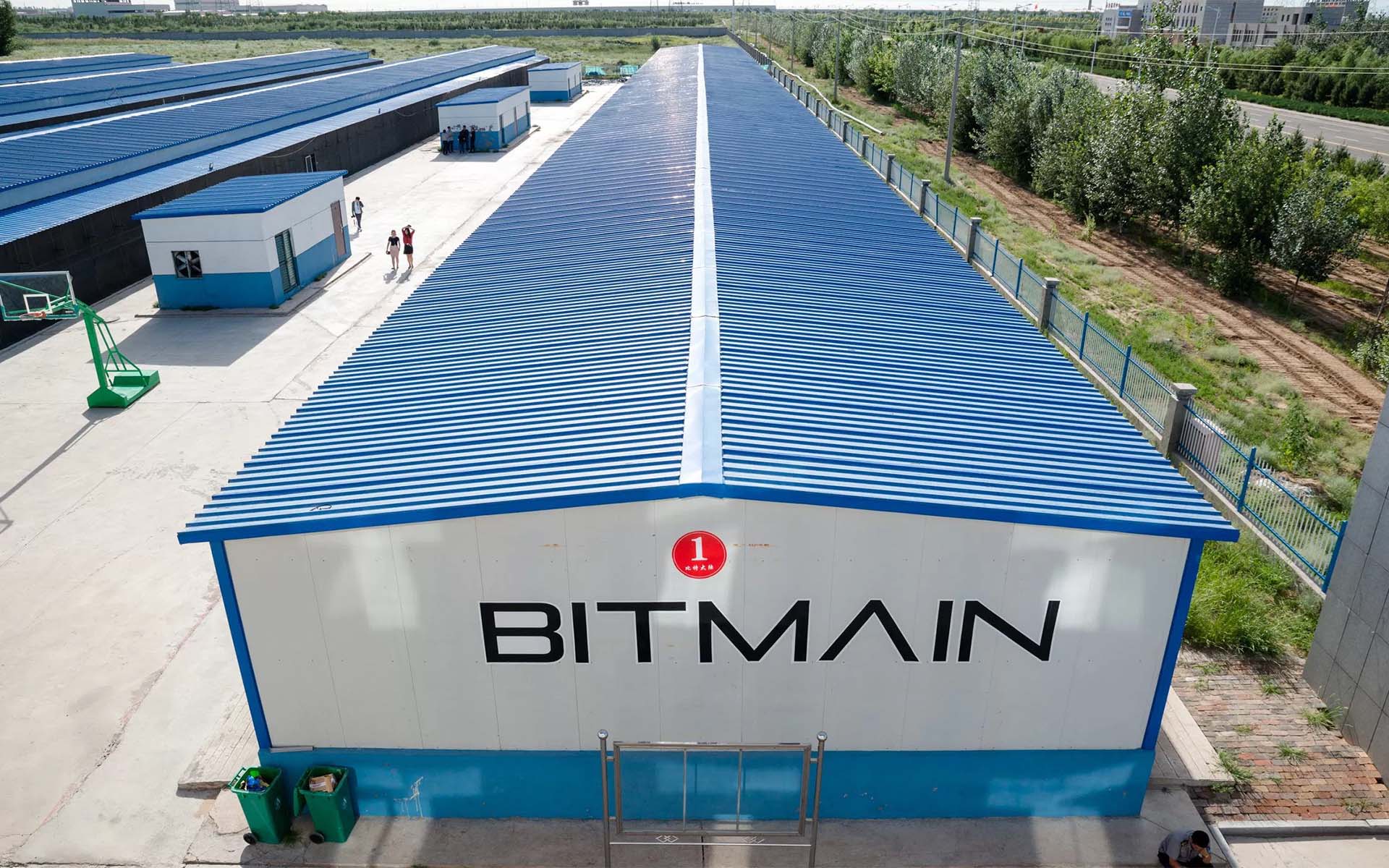 Bitmain Looking to Launch Canadian Bitcoin Mining Operation