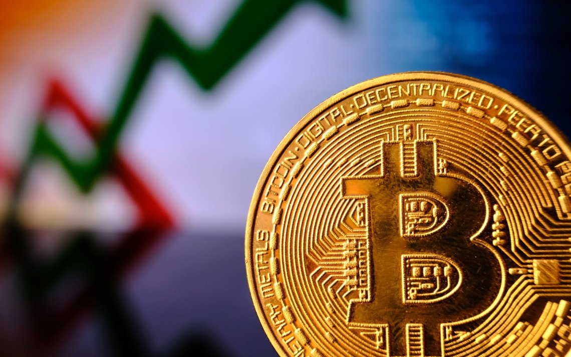 As US Stock Market Crashes, Bitcoin's Value Strengthens | Bitcoinist.com
