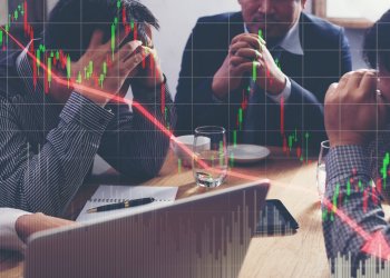 Diversify They Said: Bitcoin’s Drop Sparks Double Pain For Altcoin Holders
