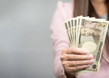 Coincheck reimburses customers