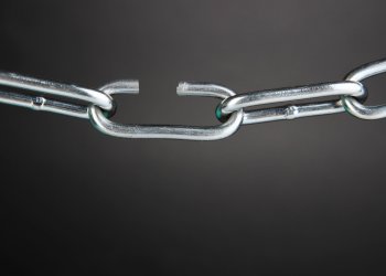 broken chain blockchain eos