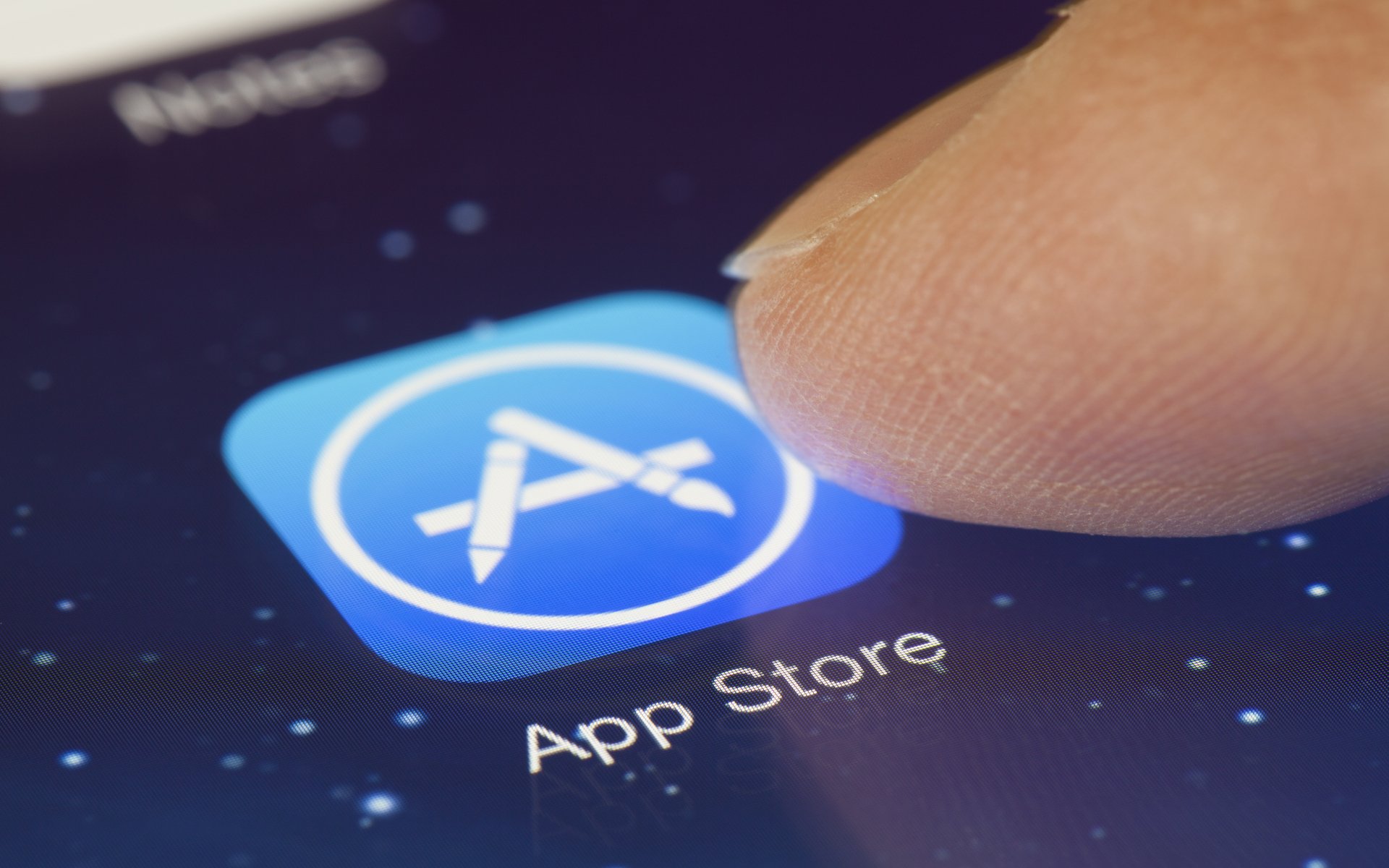 Apple Outlaws Cryptocurrency Mining Apps