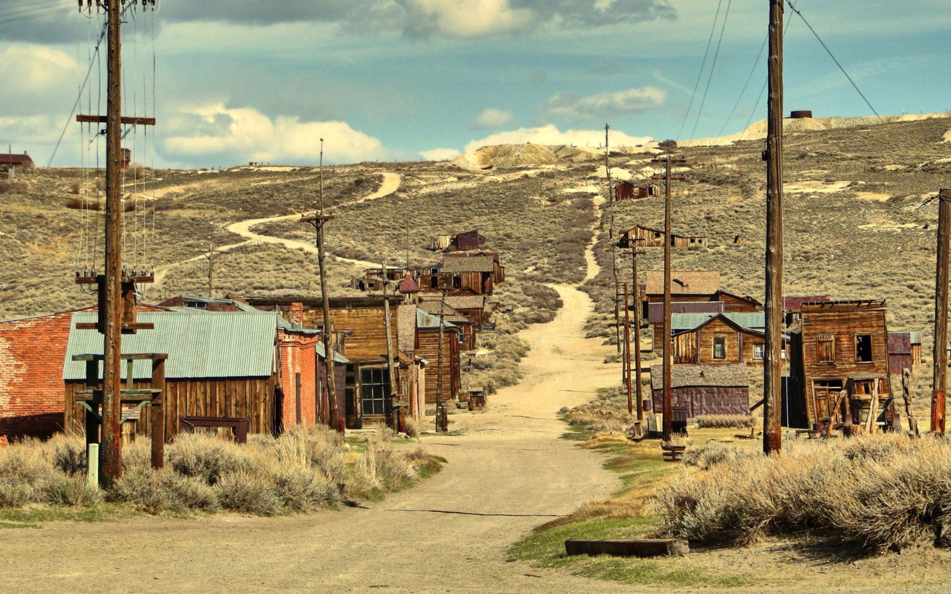 crypto mining to revive ghost town in california