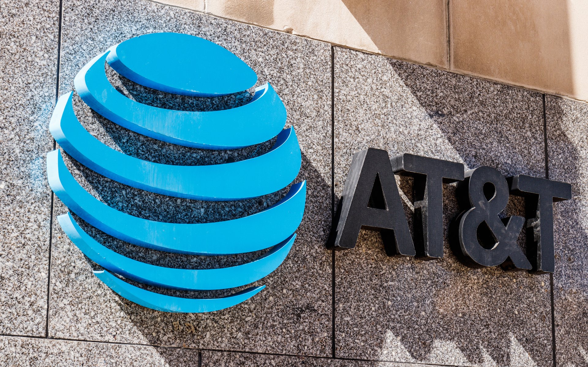 AT&T ATT