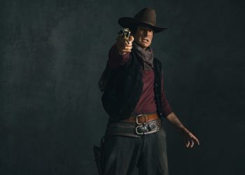 UK MPs Urge Regulation for 'Wild West' Crypto Industry