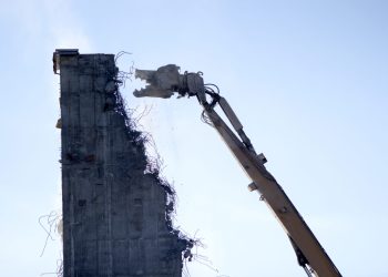 Binance Delists Four Coins (BCN, CHAT, TRIG, ICN) for Four VERY Different Reasons… We Investigated Why