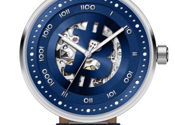 CRYPTOMATIC ENVOY: A Watch That Really Represents [Review]