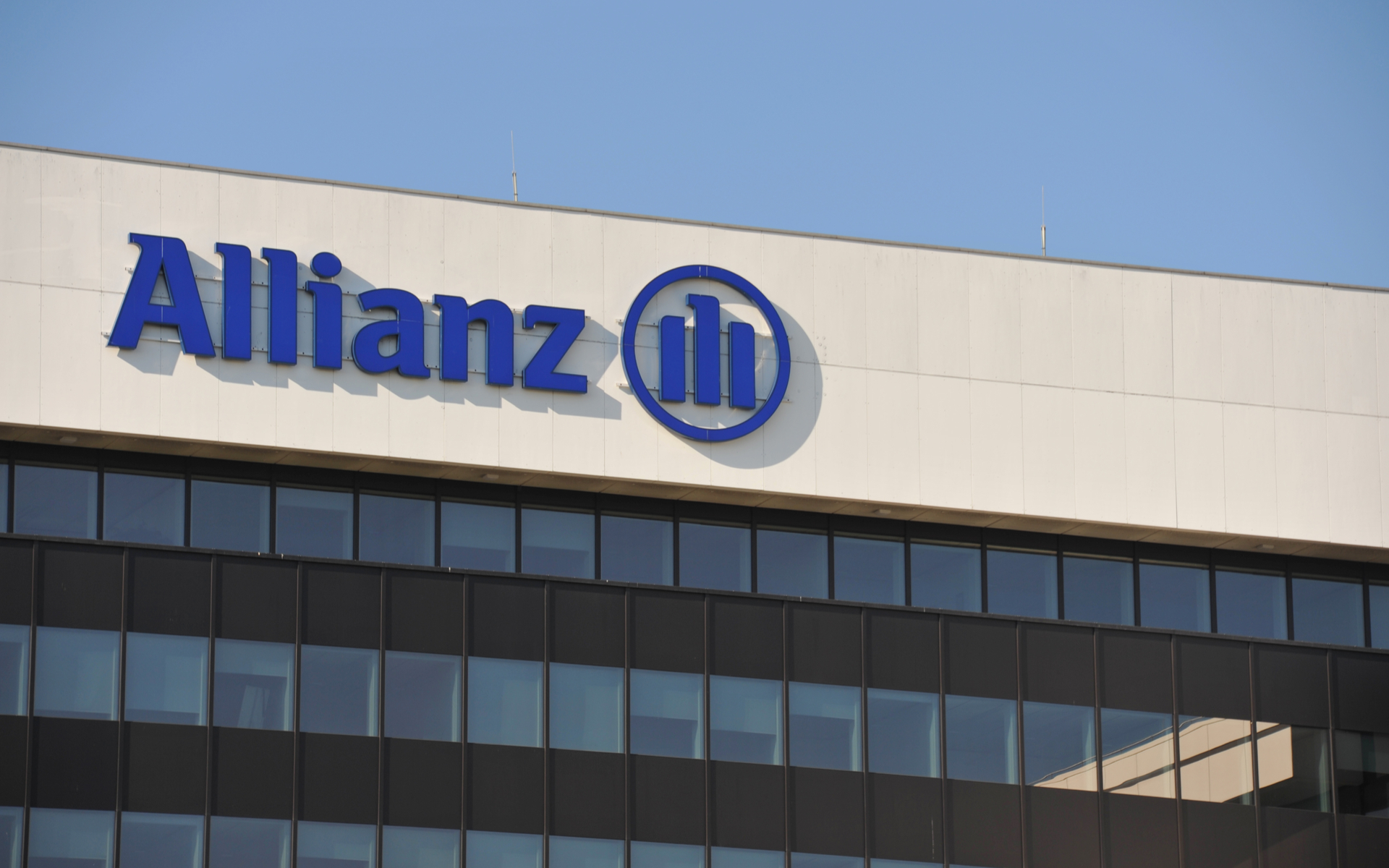 Allianz cryptocurrency insurance current cryptocurrency issues