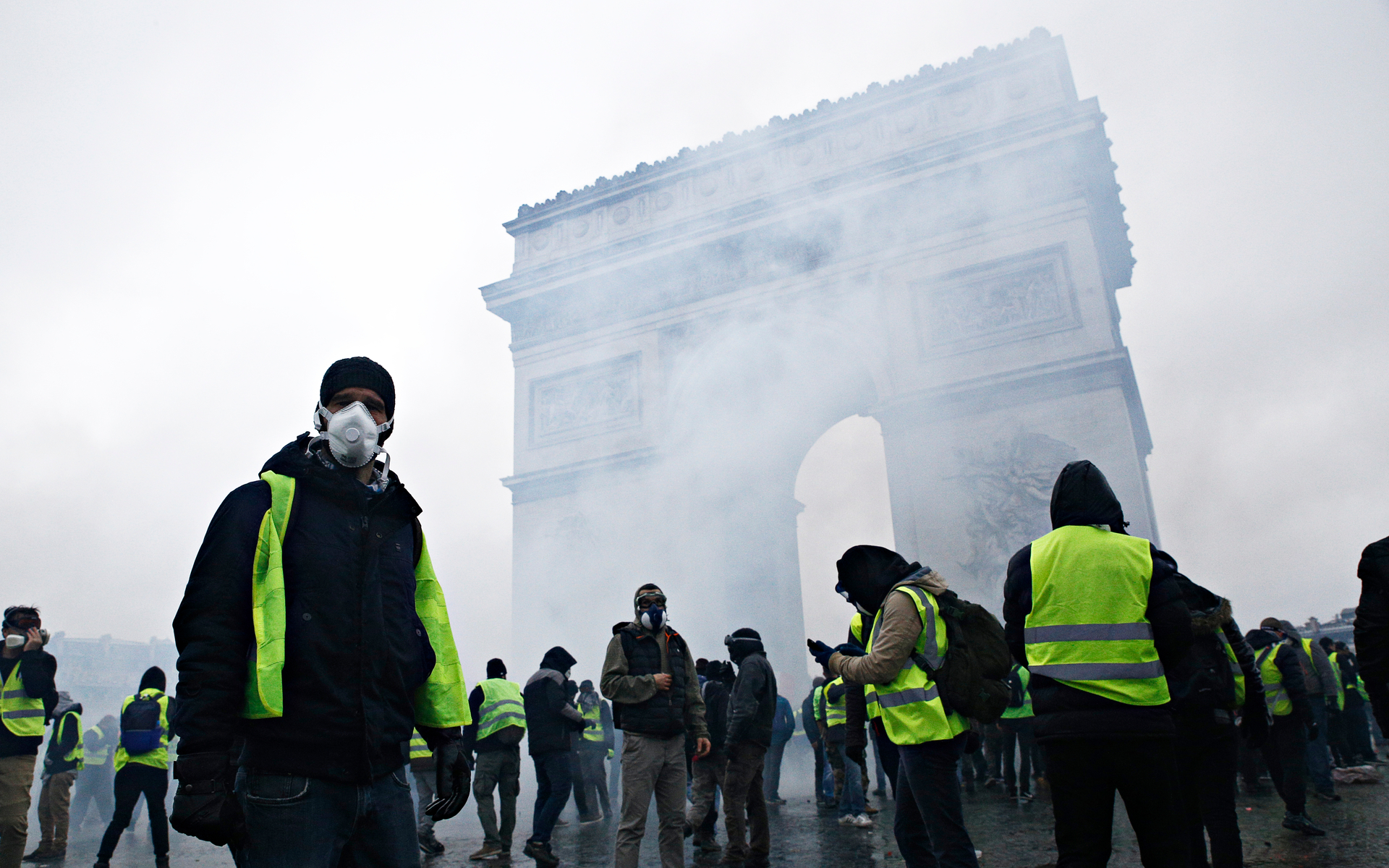 yellow vest Paris Protests euro bitcoin