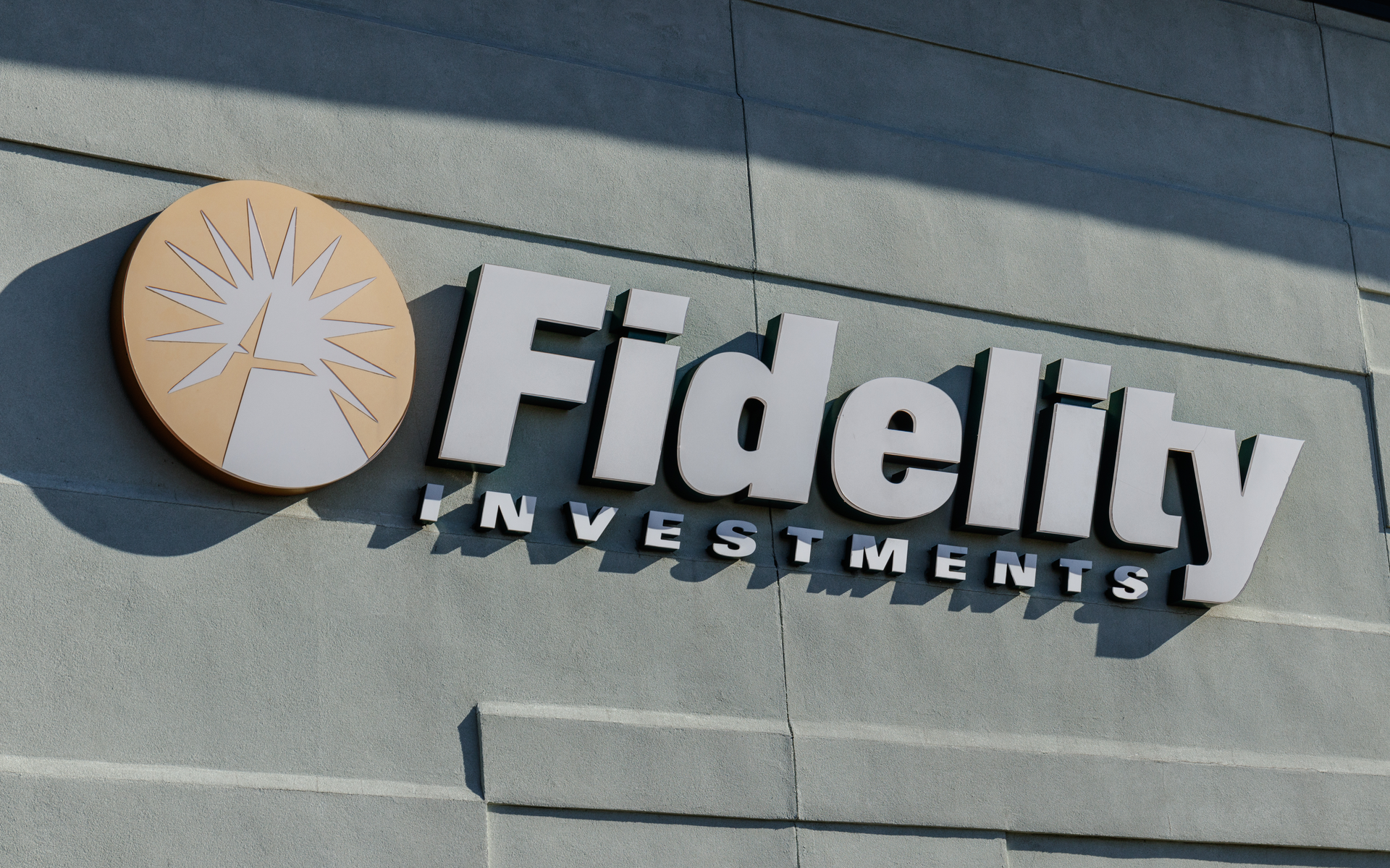 Fidelity Set To Roll Out Bitcoin Trading Over The Coming Weeks - 