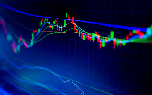 Bitcoin Price Analysis: Two Bullish Indicators Are Flashing at $8K