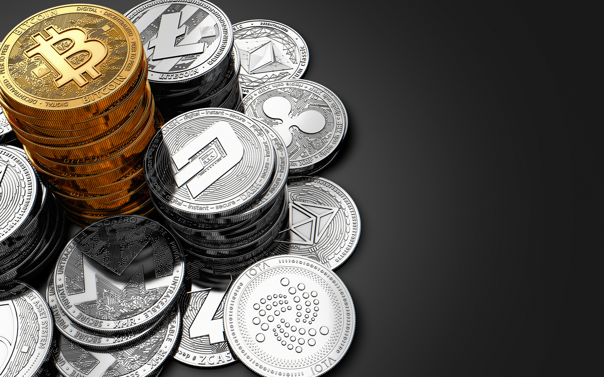 Bitcoin dominating altcoins