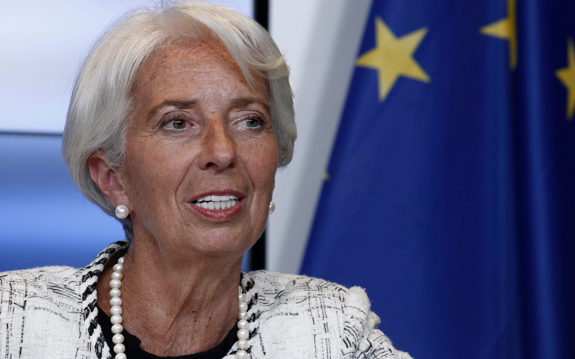 Christine Lagarde digital currency ECB crypto