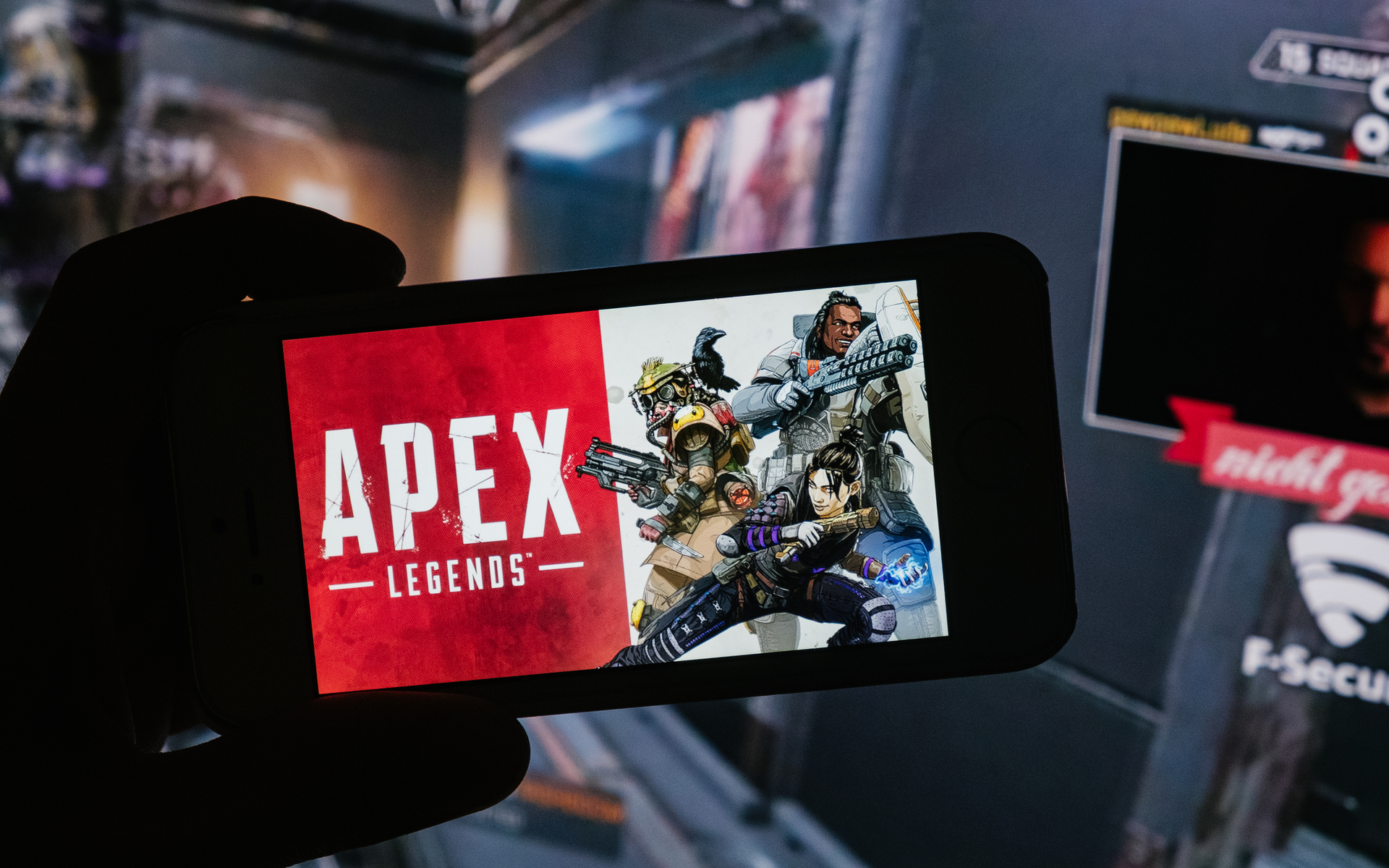 apex legends crypto EA games