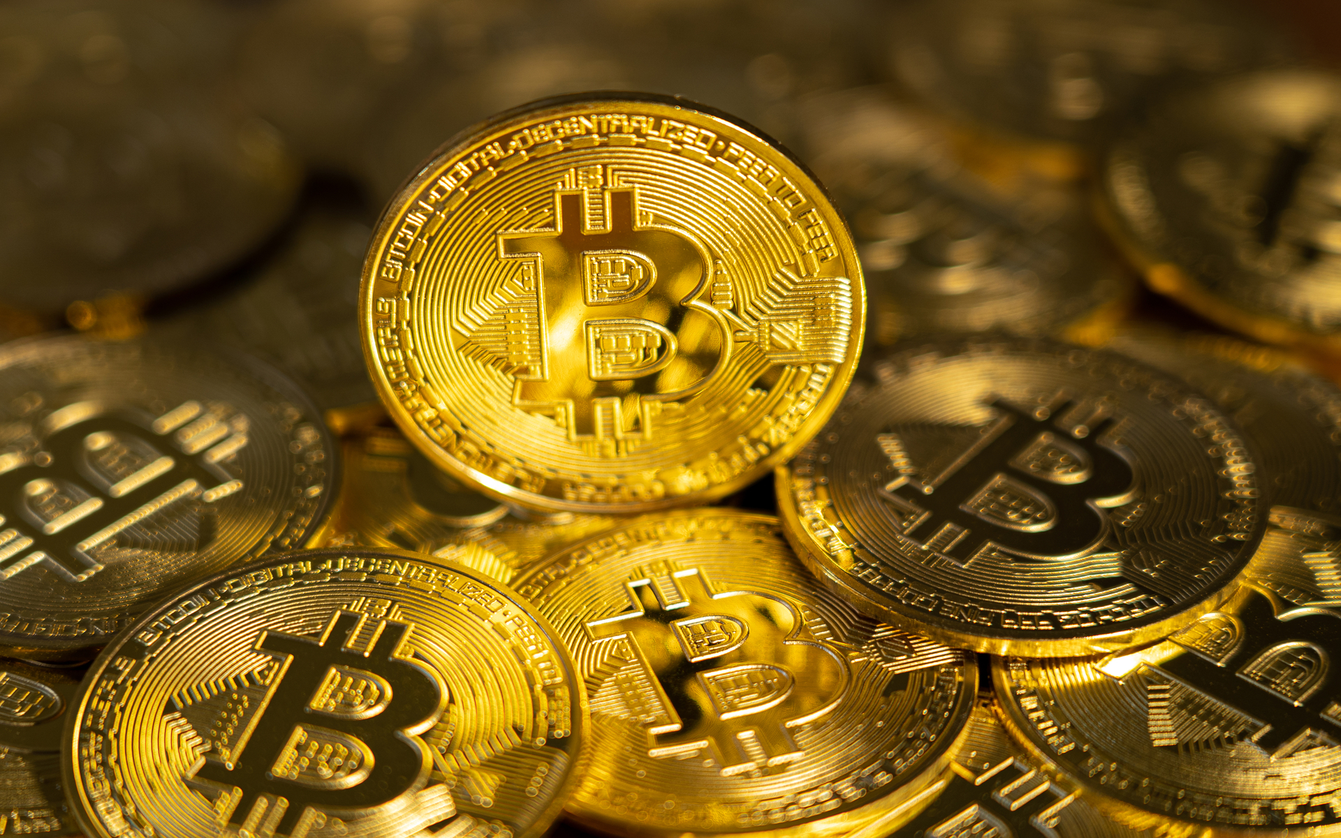 Bitcoin Options: What it Means For Prices and Volatility ...