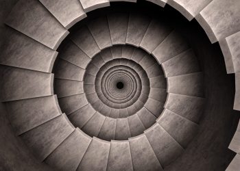 Bitcoin price descending