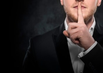 Altseason Social Media Mentions Drop in October