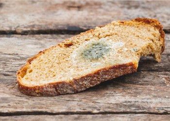 Bitcoin miners throw out stale block