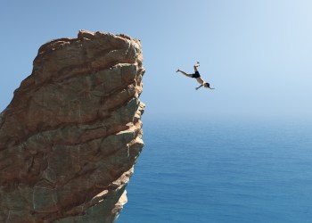 Bitcoin drops beneath $8K for first time this month