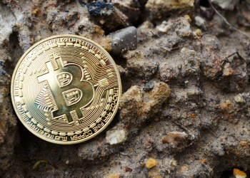 Bitcoin bottom at $5500 Says Top Tradingview Analyst