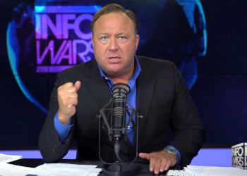 Alex Jones Finally Becomes a Bitcoin Believer