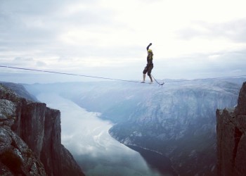 Bitcoin at Grave Risk of Cratering to $7,400 as it Taps Multi-Month Trendline