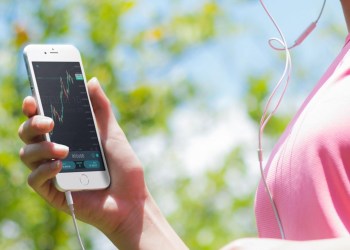 Get $300 Just for Trading with SimpleFX this Spring