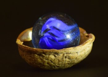 nfts nutshellmarble-3117471_1280