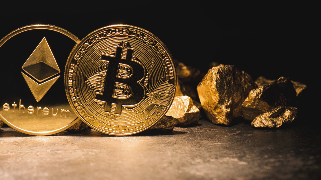 Bitcoin, ethereum and gold next to one another