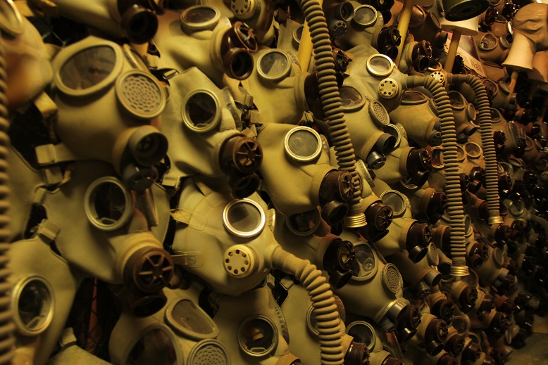Bitcoin Maximalism, a bunch of gas masks