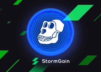 The crypto world is going bananas for ApeCoin. Should you buy in with StormGain?