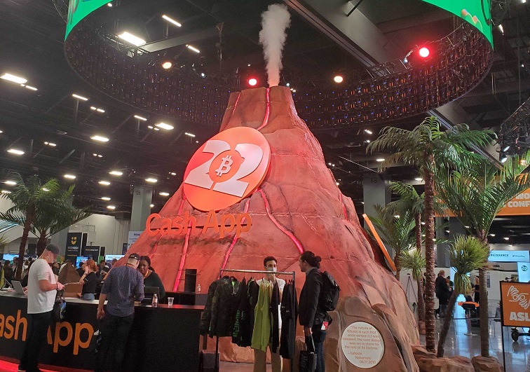 Bitcoin 2022, the volcano at center stage