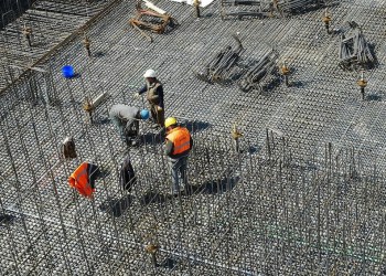 ELSL. a construction site